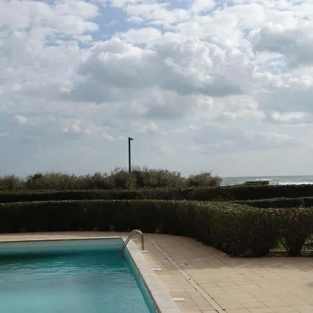 Savanna Beach I-2 By Interhome